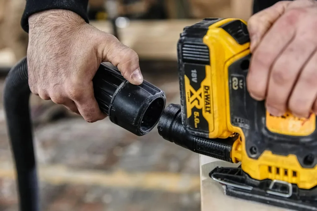 bannière ponceuse excentrique dewalt
