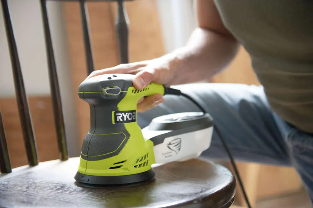 ponceuse excentrique ryobi